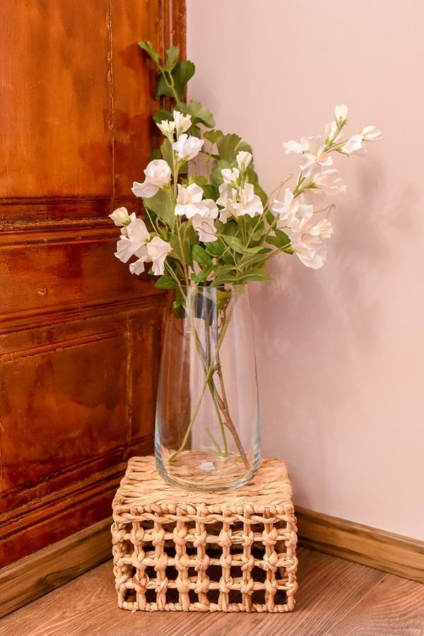 Le Petit & Cosy - Best Location Old Town & Quiet Bucarest Esterno foto